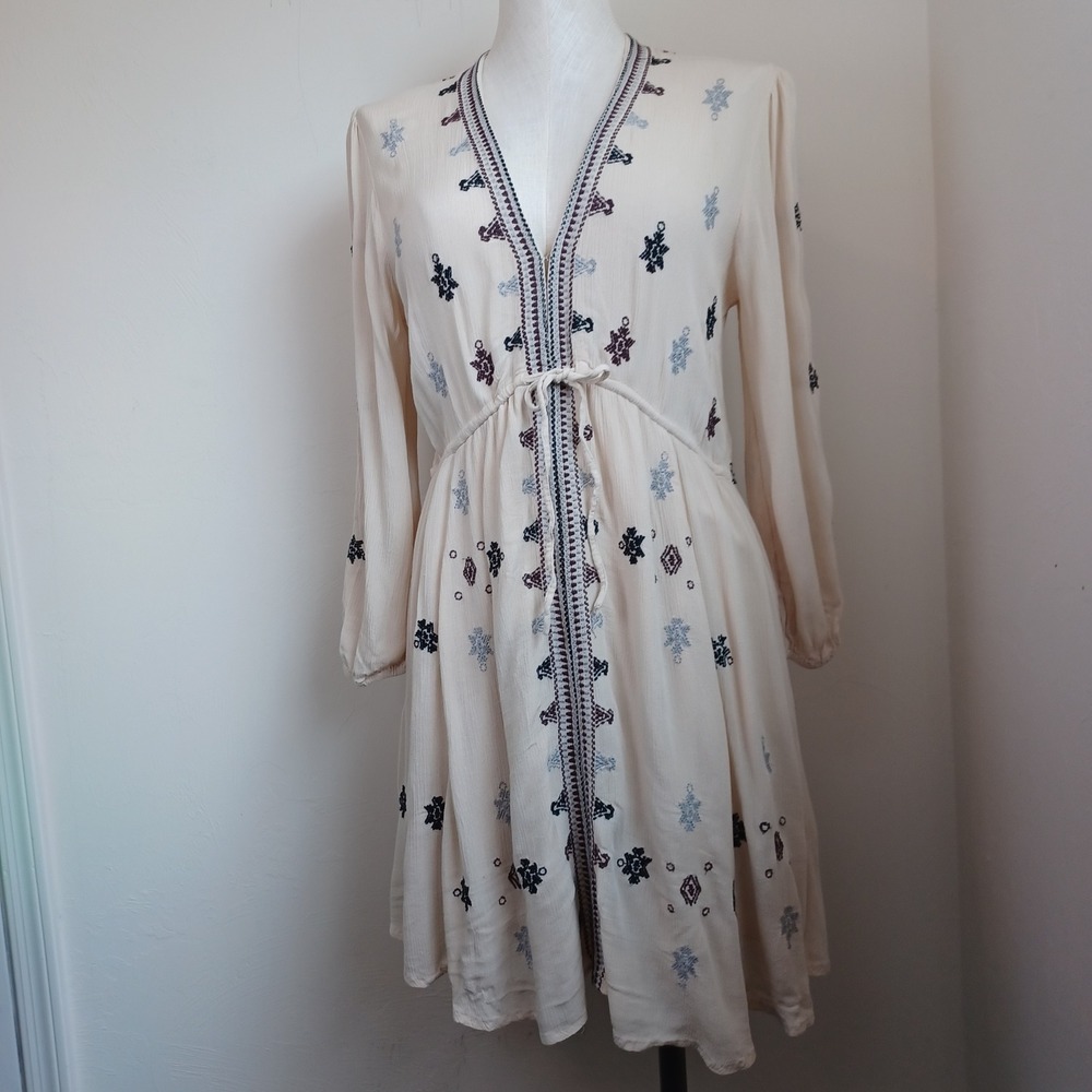 Free People Embroidered Gauze Mini Dress Cream Boho V-Neck Long Sleeve Womens M - Picture 14 of 14